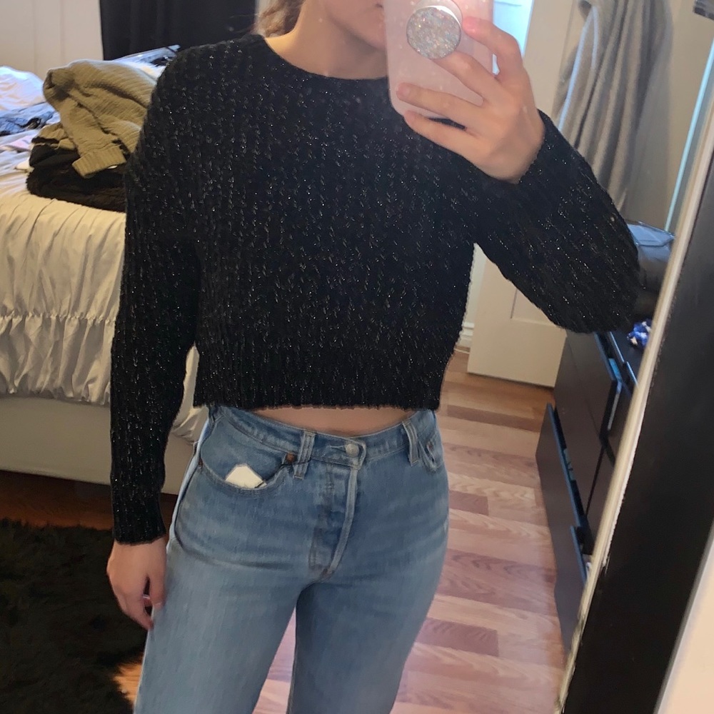 Black sparkly cropped sweater